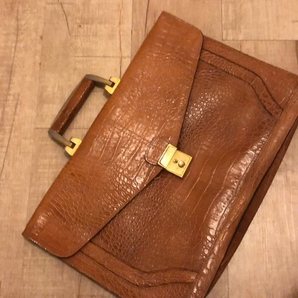 Briefcase Vintage - Looks like Croc!​ - Picture 2 of 13